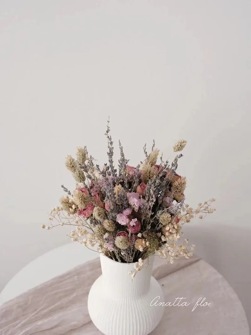 Dried Natural Lavender Bouquet – Elegant & Timeless Floral Décor