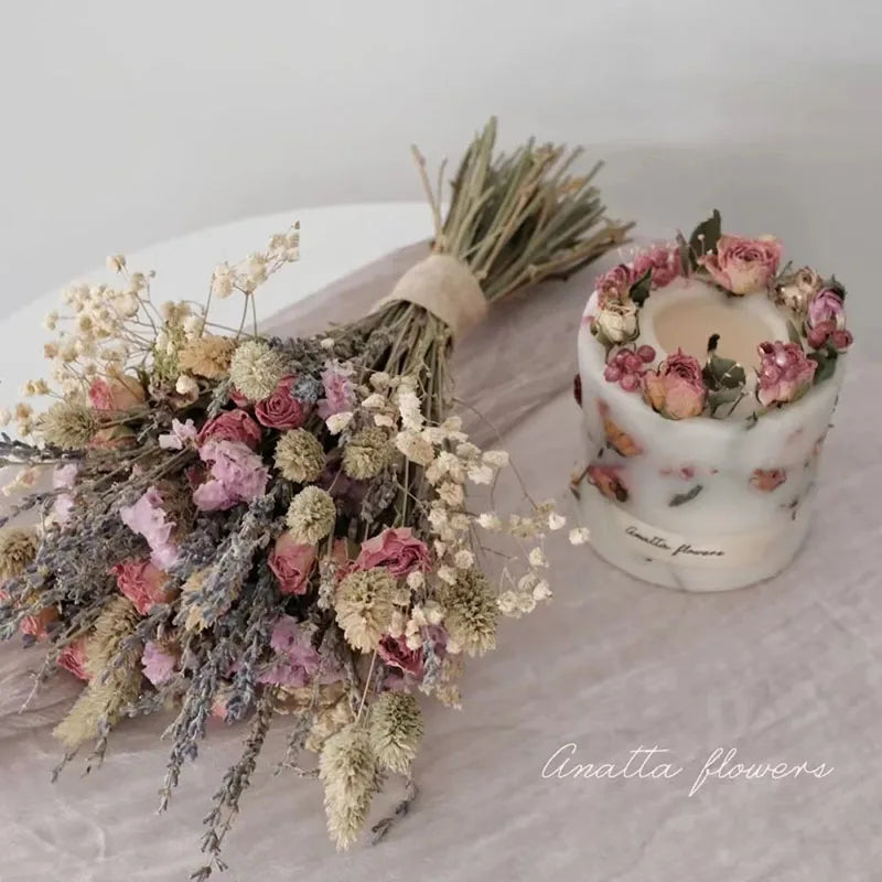 Dried Natural Lavender Bouquet – Elegant & Timeless Floral Décor