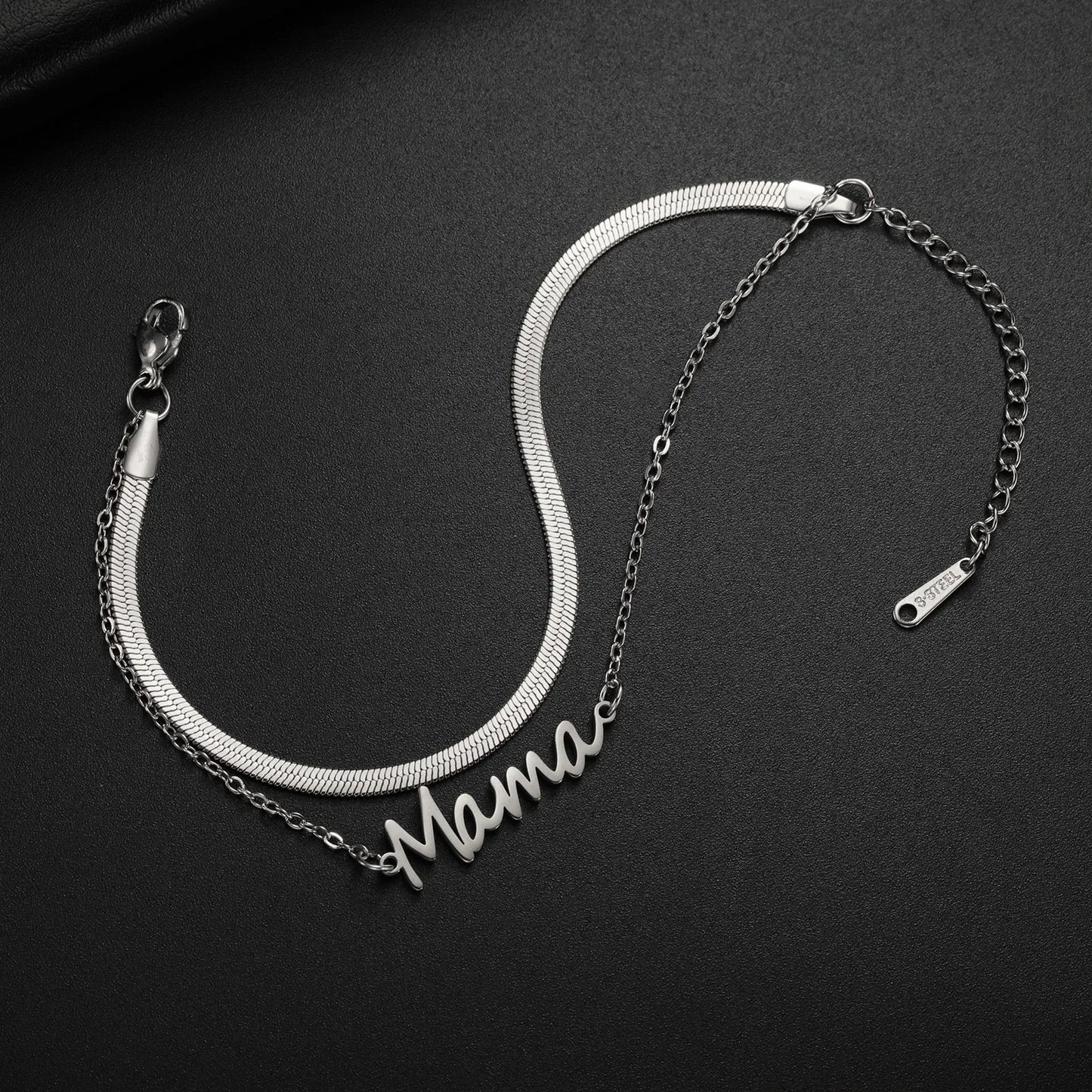 Mama Letters Stainless Steel Bracelet – Elegant Mother’s Day Gift 💖
