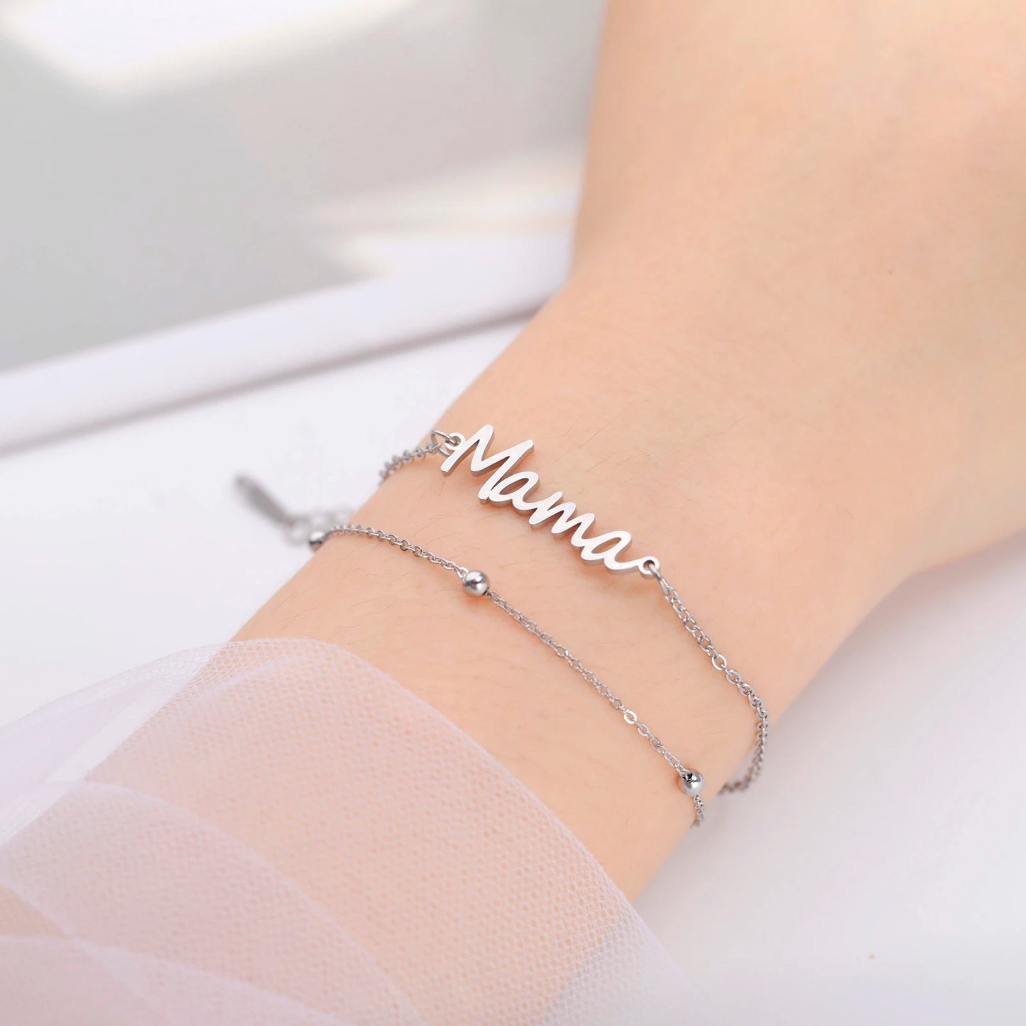 Mama Letters Stainless Steel Bracelet – Elegant Mother’s Day Gift 💖