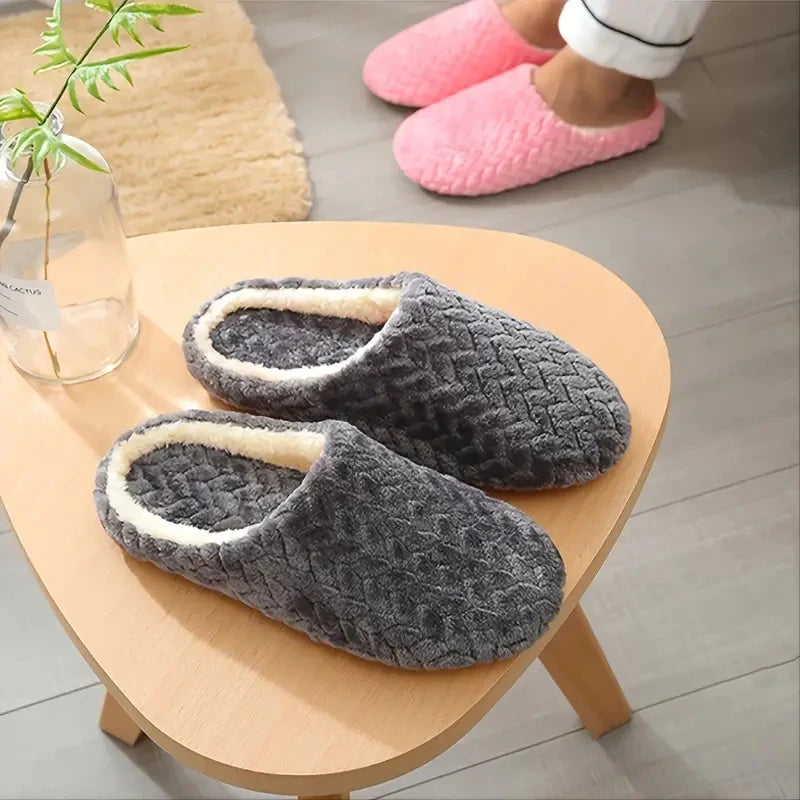 Unisex Fluffy Home Slippers – Cosy & Lightweight Indoor Comfort 🏡✨